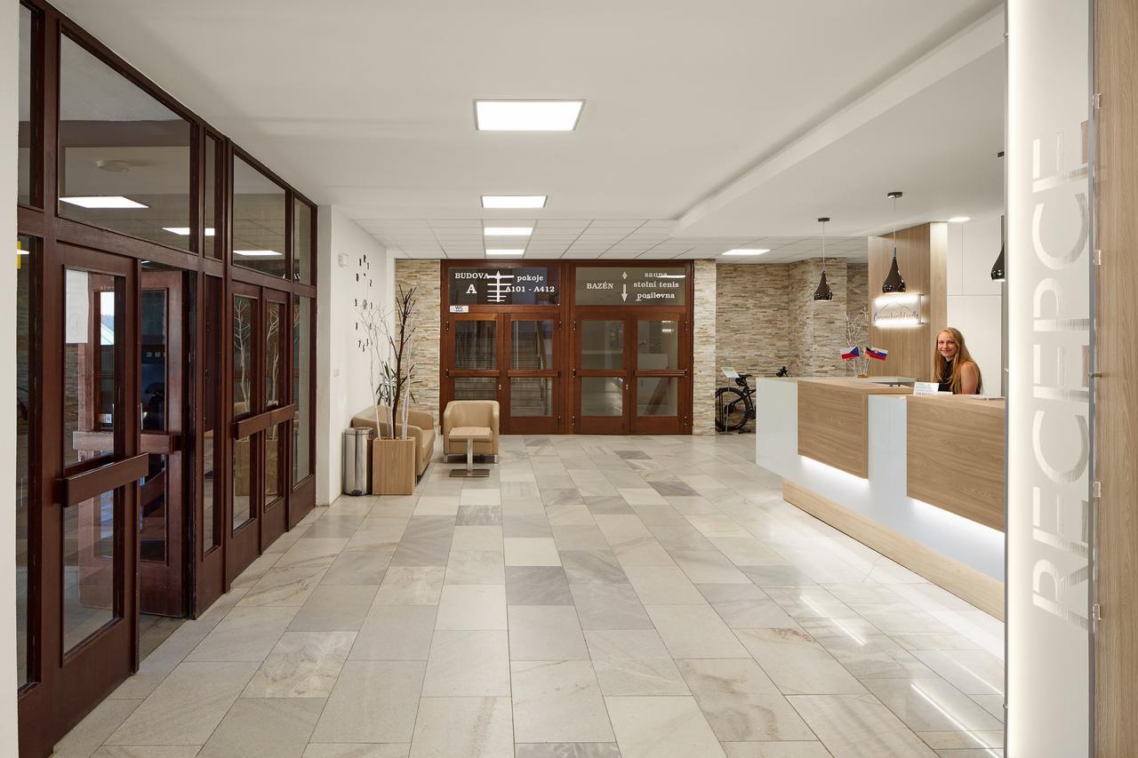 Hotel Cervenohorske Sedlo โลชนา นาดเด เดสเนา ภายนอก รูปภาพ